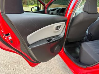 Toyota Yaris 2016-thumb-24