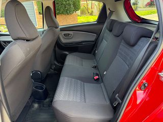 Toyota Yaris 2016-thumb-27