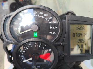 Bmw F 800 GS 2011-thumb-5