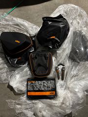 KTM SMT 990 2012 SuperMoto-thumb-8