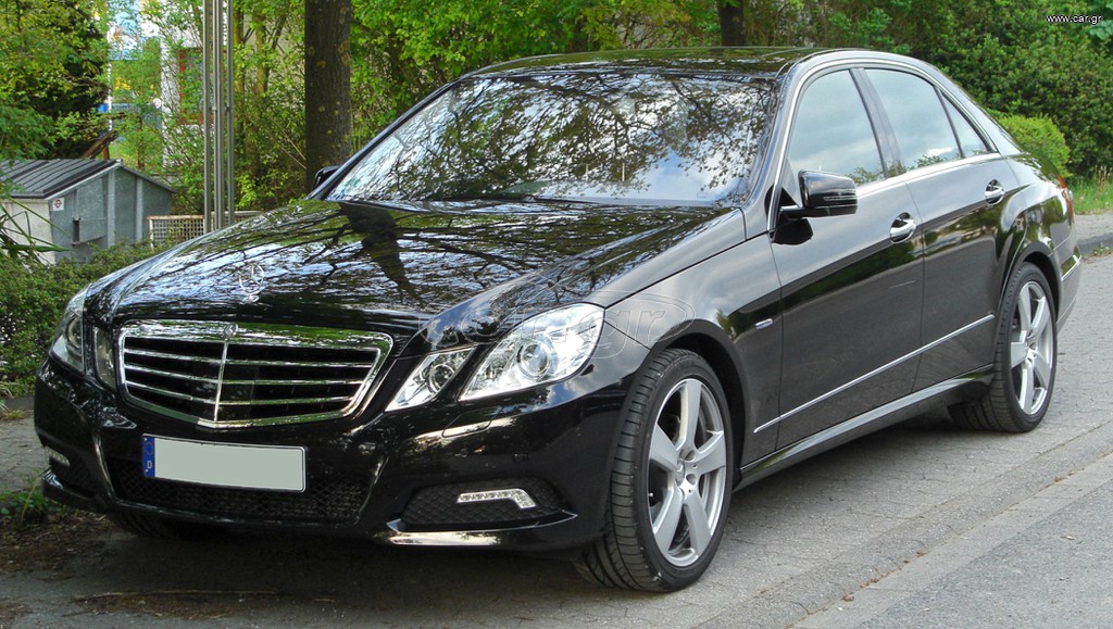 Mercedes-Benz W212 E-Class 220