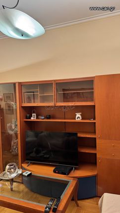 Πωλείται σύνθετο με τραπεζάκι σαλονιού