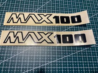 ΣΕΤ ΑΥΤΟΚΟΛΛΗΤΑ KAWASAKI MAX 100 16x3cm *MOTO LEADER PARTS*