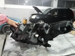 Toyota yaris-thumb-2