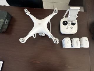 Multicopters-Drones DJI 2017 phantom 4 pro-thumb-1