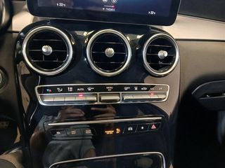 Mercedes-Benz GLC 300 2021 AMG LINE 300DE 4MATIC 9G-TRONIC-thumb-7