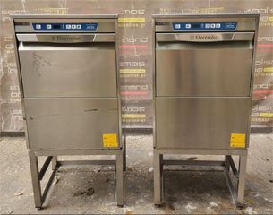 Πλυντήριο Πιάτων Ποτηριών 50x50Cm Με Βάση Για 2 Μπασκέτες 60x61x129Cm ELECTROLUX - Μεταχειρισμένο.