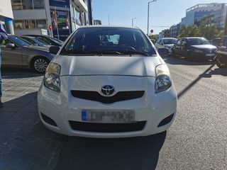 Toyota Yaris 2011