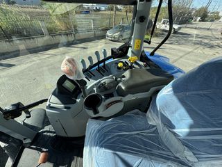 Τρακτέρ New Holland 2013 T7.185-thumb-9