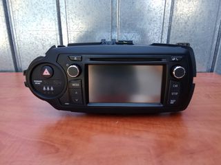 ΟΘΟΝΗ ΕΝΔΕΙΞΕΩΝ –MULTIMEDIA ΡΑΔΙΟ CD NAVIGATION TOYOTA YARIS  III -(2011-2017)-86140-0D010