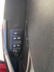 Peugeot 2008 2017 1.2 Pure Tech Allure-thumb-17