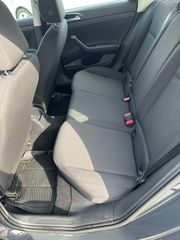 Volkswagen Polo 2019 1.0-thumb-12