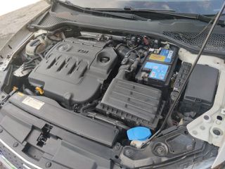 Seat Leon 2015 1.6 TDI LOOK FR-thumb-8