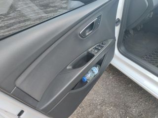 Seat Leon 2015 1.6 TDI LOOK FR-thumb-18