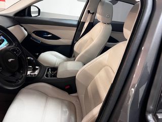 Jaguar E-Pace 2020 PANORAMA  S-thumb-12