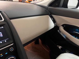 Jaguar E-Pace 2020 PANORAMA  S-thumb-16