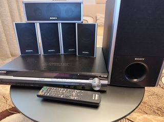 SONY DVD HOME THEATRE SUSTEM DAV-DZ260