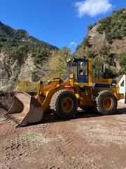 Φορτωτής Με Λάστιχα Komatsu 1991 320-thumb-1