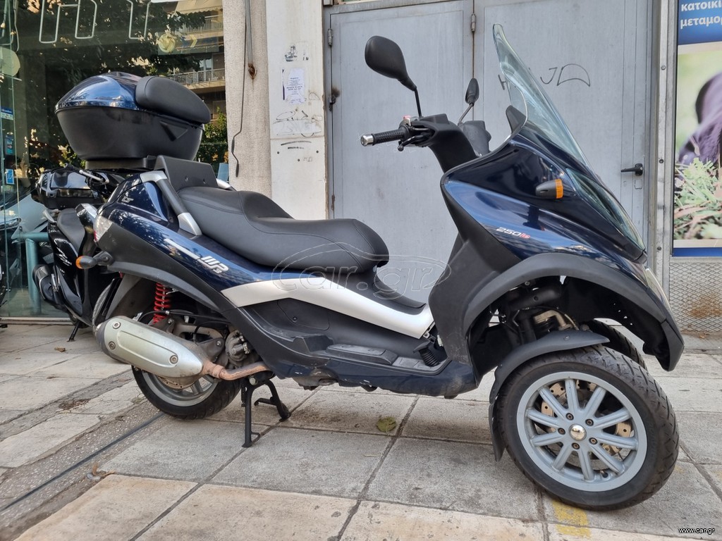 Piaggio MP3 250 LT 2009