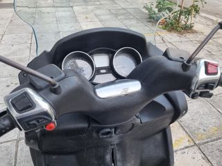 Piaggio MP3 250 LT 2009-thumb-4