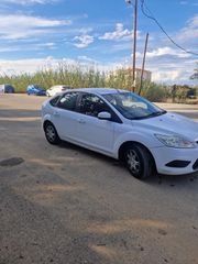 Ford Focus 2011-thumb-1