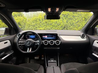 Mercedes-Benz GLA 250 2024 e AMG LINE PANORAMA NAVI FULL EXTRA-thumb-12