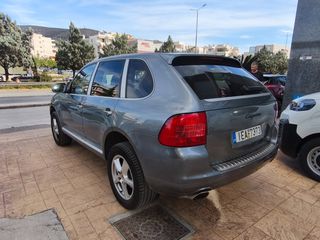 Porsche Cayenne 2005-thumb-5