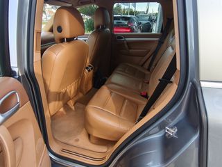 Porsche Cayenne 2005-thumb-8