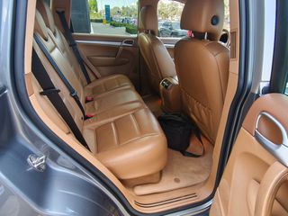 Porsche Cayenne 2005-thumb-10