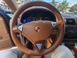 Porsche Cayenne 2005-thumb-13