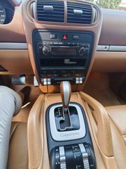 Porsche Cayenne 2005-thumb-14