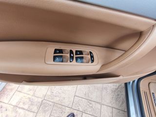 Porsche Cayenne 2005-thumb-17