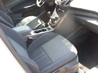 Ford B-Max 2013-thumb-16