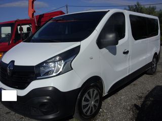 Renault Trafic 2017-thumb-1
