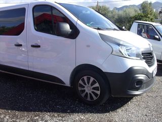 Renault Trafic 2017-thumb-4