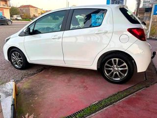 Toyota Yaris 2015 1.4 D-4D 90Hp FACELIFT X TENDANCE-thumb-14
