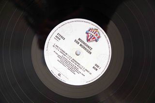VAN MORRISON-MOONDANCE-thumb-5