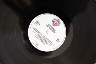 VAN MORRISON-MOONDANCE-thumb-6