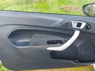 Ford Fiesta 2012 1.4 TDCI DIESEL  TITANIUM ST-LINE-thumb-19