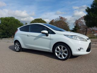 Ford Fiesta 2012 1.4 TDCI DIESEL  TITANIUM ST-LINE-thumb-7