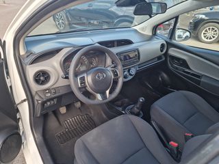 Toyota Yaris 2017 1.0 (69Hp) VVTI-thumb-6