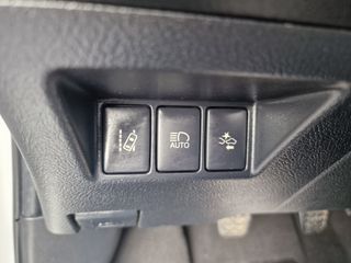 Toyota Yaris 2017 1.0 (69Hp) VVTI-thumb-8