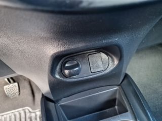 Toyota Yaris 2017 1.0 (69Hp) VVTI-thumb-14