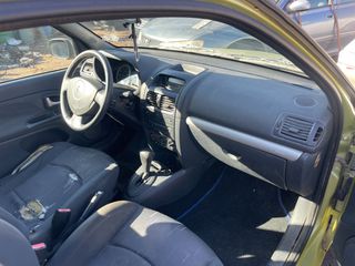 RENAULT CLIO II