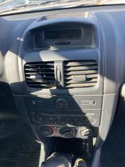 RENAULT CLIO II-thumb-1