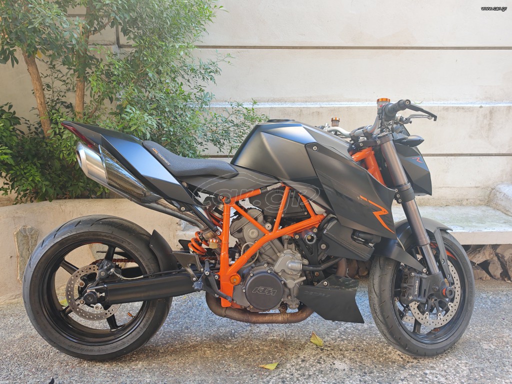 KTM 990 Super Duke 2010 super duke 990 r
