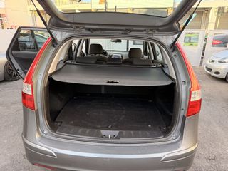Hyundai i 30 2011-thumb-8