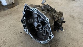 citroen peugeot 20EA63-thumb-2