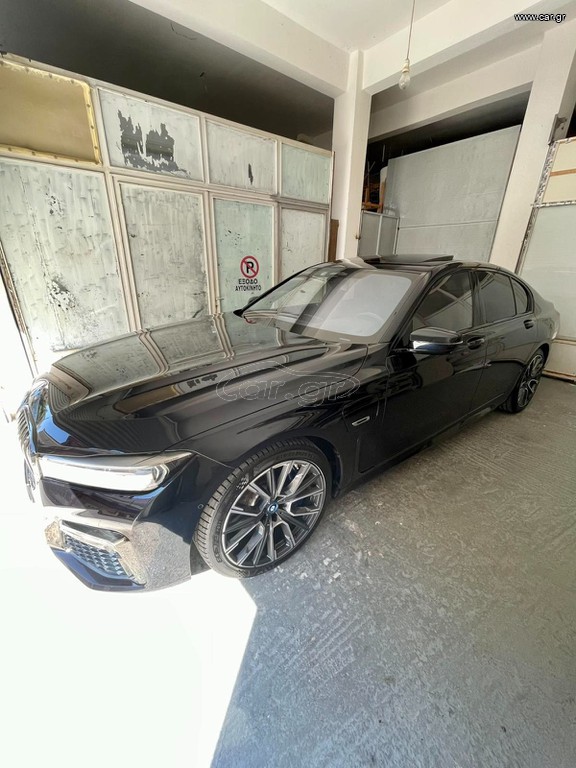 Bmw 745 2022 Hybrid