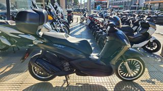 Piaggio Beverly 300i 2018 POLICE-thumb-4